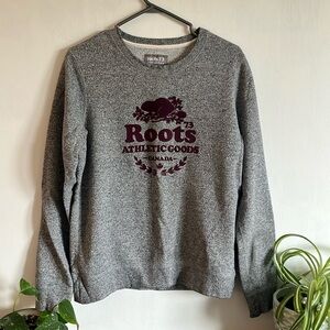 Roots salt and pepper crew neck sweater, size medium.
